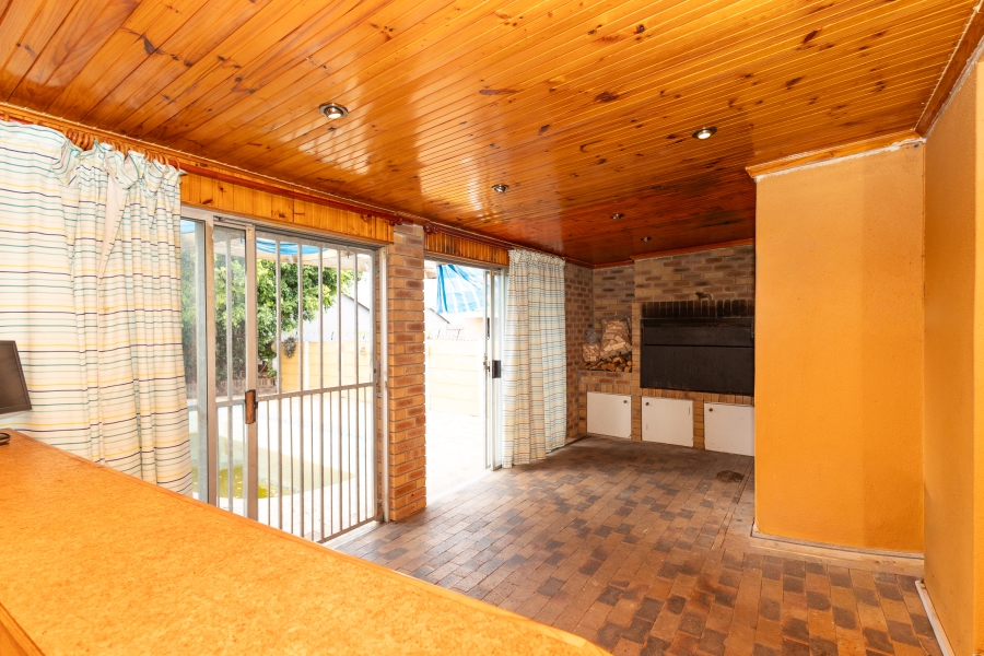 3 Bedroom Property for Sale in Bernadino Heights Western Cape
